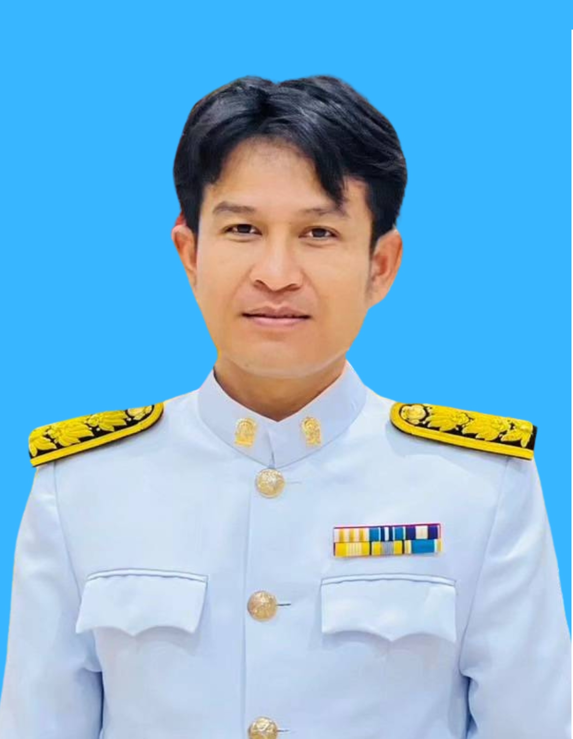 นายศราวุฒิ ภูมาศ 